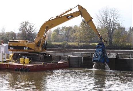 Dredging at the Hudson River PCBs Superfund Site