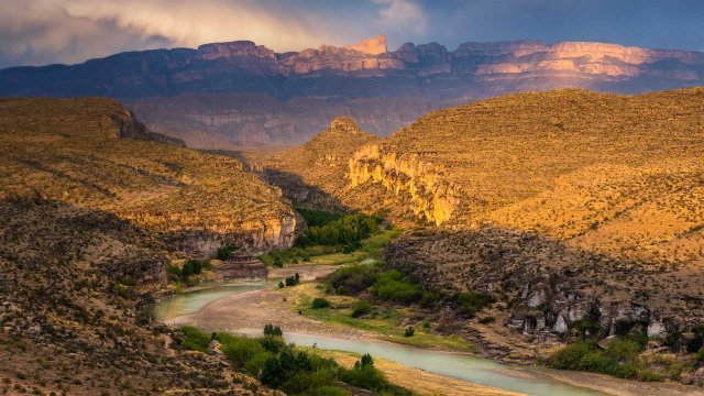 Rio Grande flowing in south Texas through a canyon