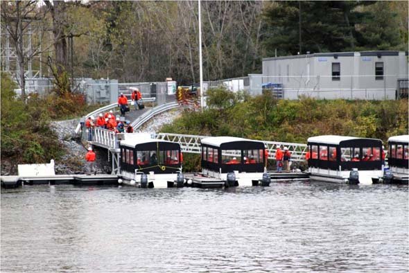 Oversight teams monitor dredging, processing and other project activities for the safety of crews on the River, and to ensure compliance with best management practices.