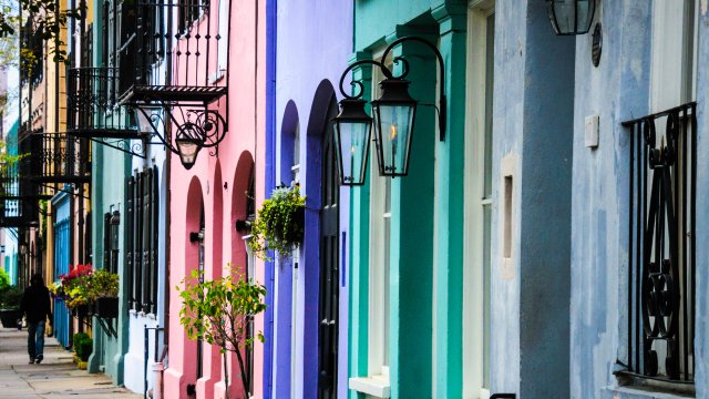 Pastel row of buildings in Charleston, NC.