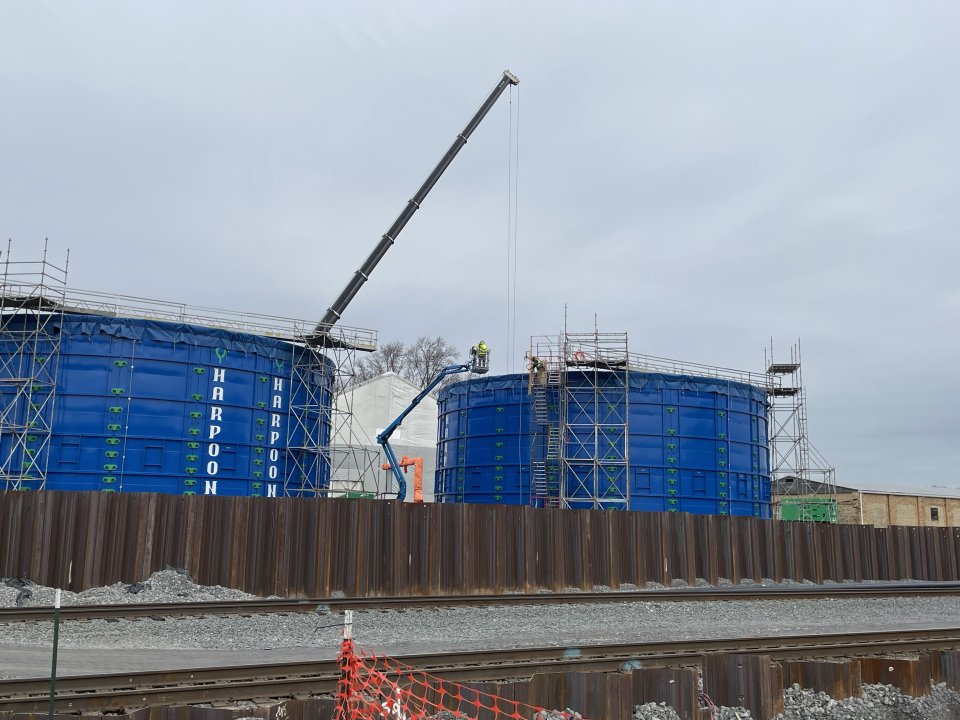 scaffolding being isntalled at the Big Blue tanks