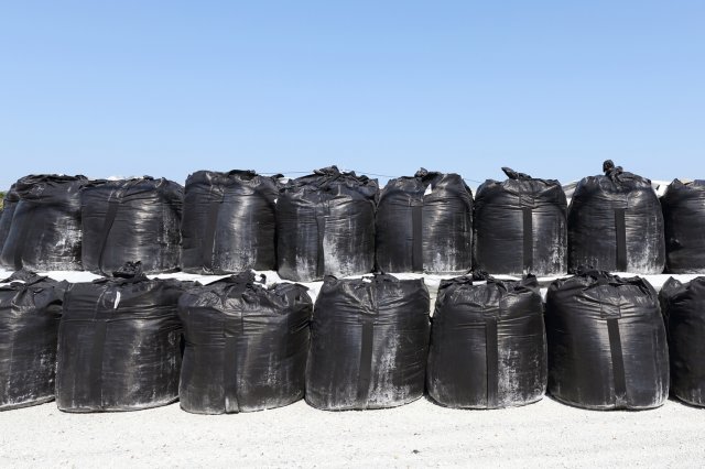 Waste bags used as interim storage