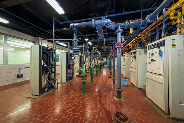 Pipes and monitors of the Washington Aqueduct